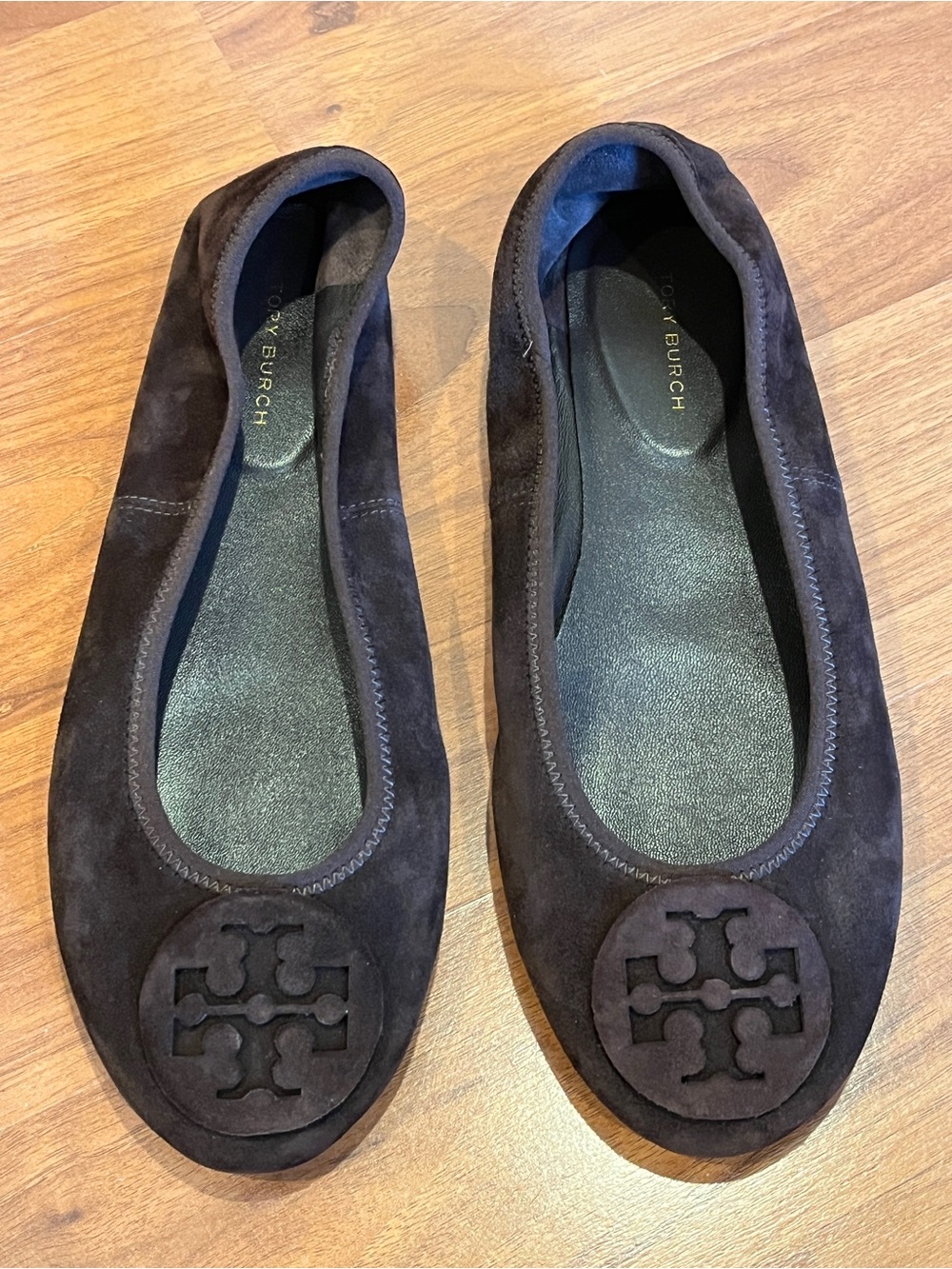 Tory Burch Reva Travel Suede Ballet Flat in Dark Cocoa - size 6.5 - NWOB - Picture 5 of 11